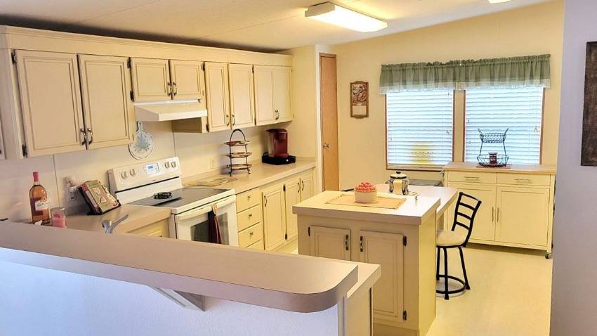 305 Midnight Cypress Drive a Winter Haven, FL Mobile or Manufactured Home for Sale